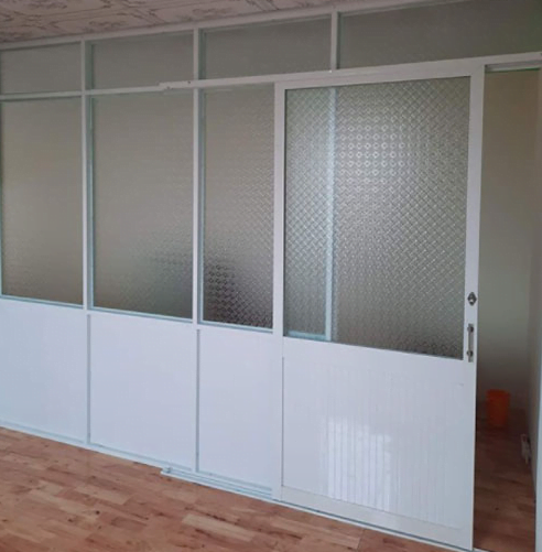 Thi công vách nhôm, vách ngăn phòng nhanh chóng, chuyên nghiệp tại Phương Nguyên